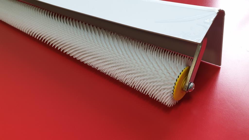 Spiked Roller 7/16" x 28"
