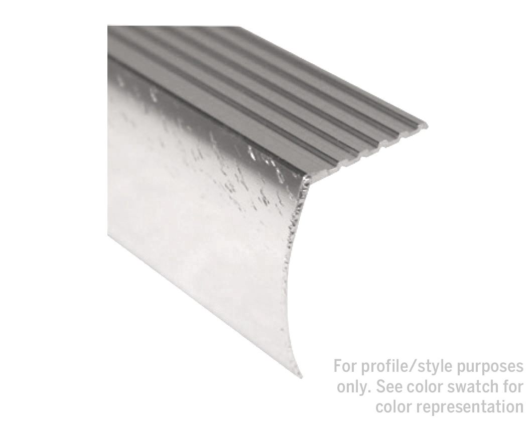 Nez de marche en aluminium avec tombant, Or Coventry - 1 5/8" x 12'