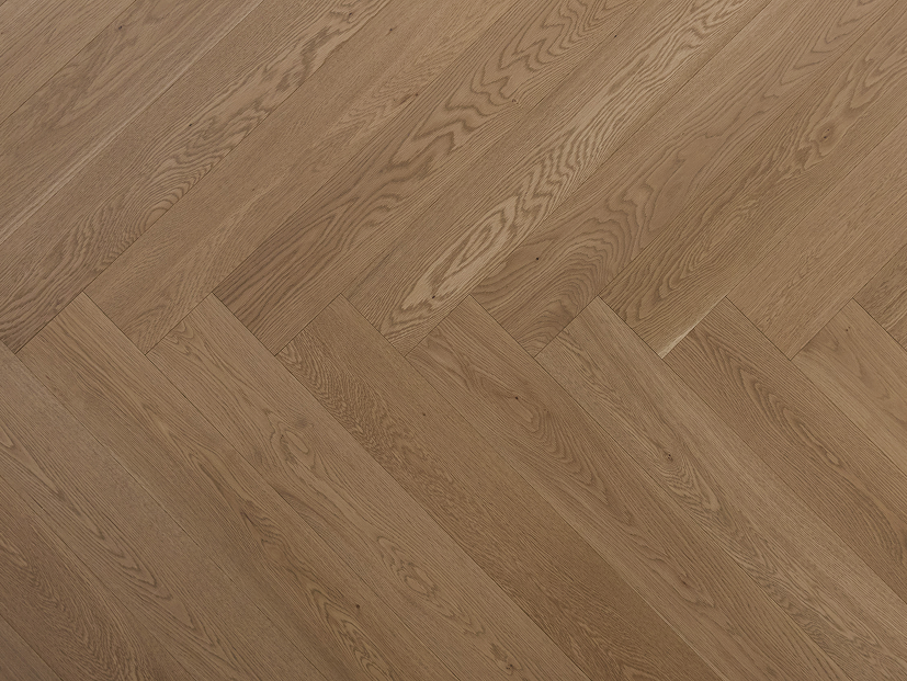 Engineered Hardwood European White Oak Herringbone Toffee Crunch Select & Better 5" - 3/4"
