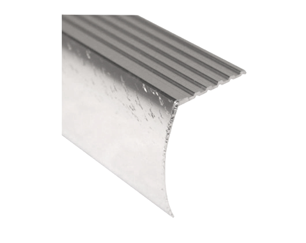Nez de marche en aluminium avec tombant, Argent martelé - 1 5/8" x 12'
