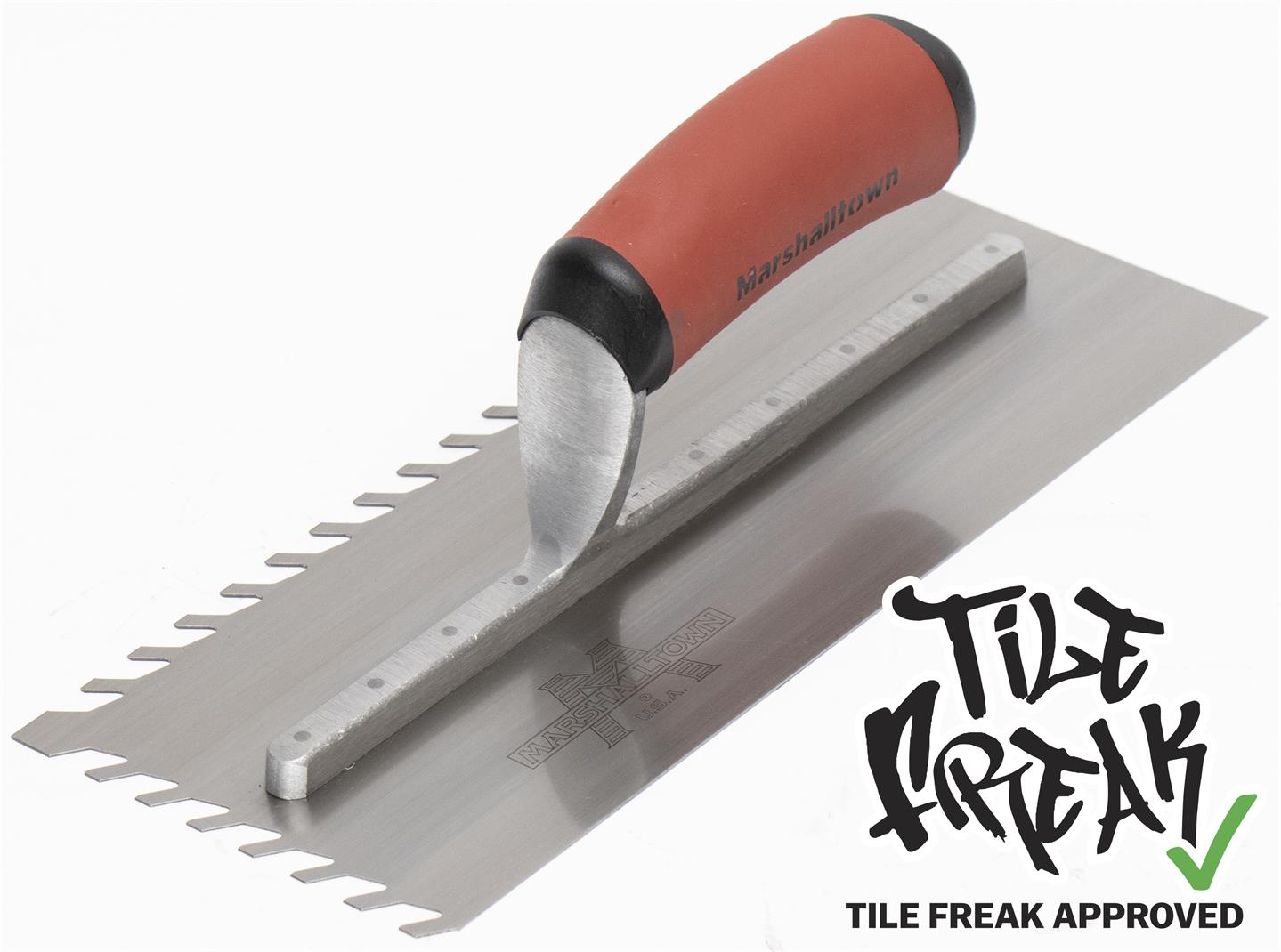 Truelle à dents en forme de vagues 3/8" LayFlat 4-1/2" x 11" avec poignée DuraSoft