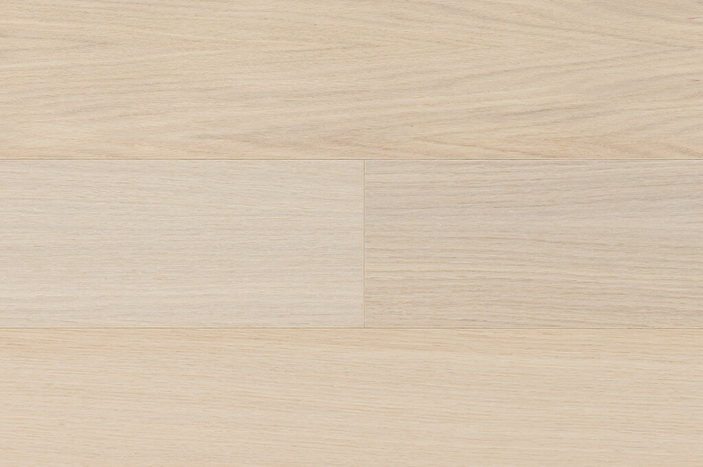 Engineered Hardwood Everest XP Premier Alabaster Oak 4-7/8" x 47-3/8" - 1/2" (12 mm)