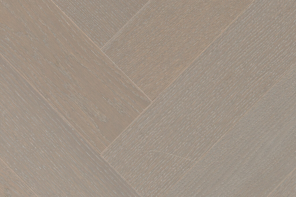 Engineered Hardwood Everest XP Twist Castle Rock Oak Herringbone (Right) 4-3/4" x 23-3/8" - 1/2" (12 mm)